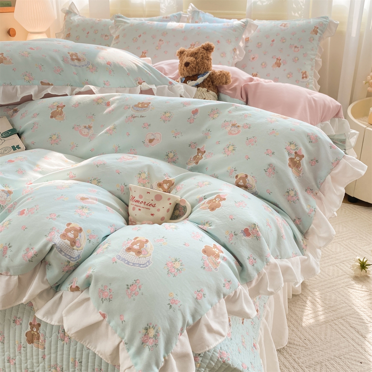 91家纺网 家纺一手货源 找家纺 优贝家纺 2026春夏新款韩系小清新水洗棉古法棉夹棉床盖四件套-风格二 甜心小熊