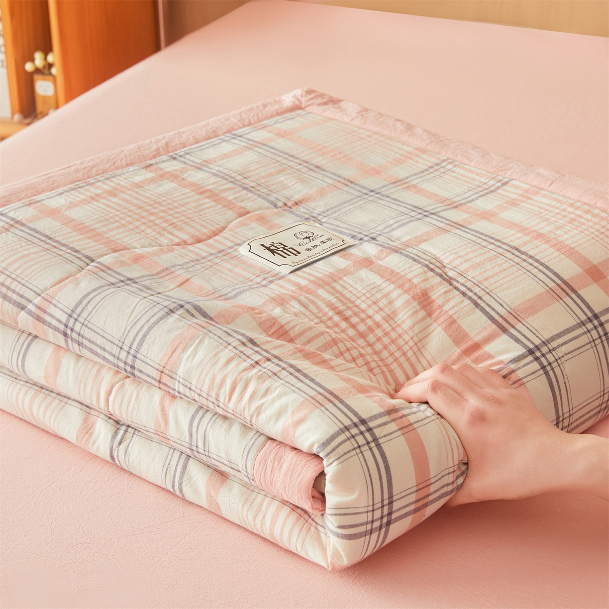 91家纺网 家纺一手货源 找家纺 招财星 2026新款国标无印风纯色100%新疆棉夏被夏凉被空调被棉花夏被棉花被子被芯爆款（含质检报告买家秀包检测） 格韵粉