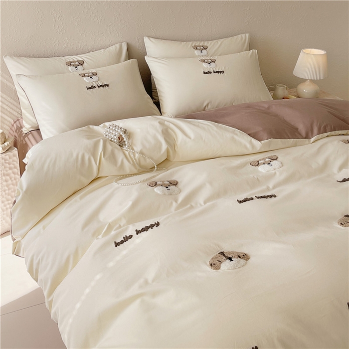 91家纺网 家纺一手货源 找家纺 琪格格纺织 2026新款卡通13372全棉纯棉毛巾绣四件套 hello汪星人-奶咖