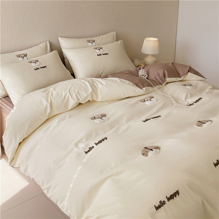 91家纺网 家纺一手货源 找家纺 琪格格纺织 2026新款卡通13372全棉纯棉毛巾绣四件套 hello汪星人-奶咖