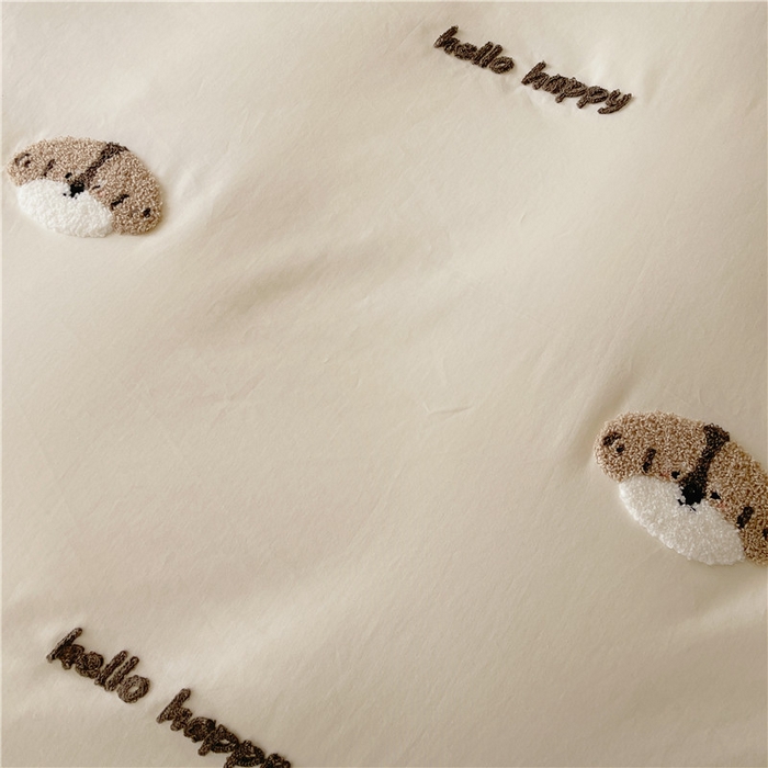 91家纺网 家纺一手货源 找家纺 琪格格纺织 2026新款卡通13372全棉纯棉毛巾绣四件套 hello汪星人-奶咖