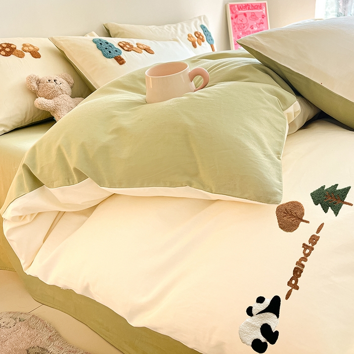 91家纺网 家纺一手货源 找家纺 琪格格纺织 2026新款卡通13372全棉纯棉毛巾绣四件套 森林熊猫