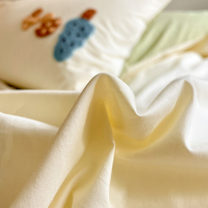 91家纺网 家纺一手货源 找家纺 琪格格纺织 2026新款卡通13372全棉纯棉毛巾绣四件套 森林熊猫