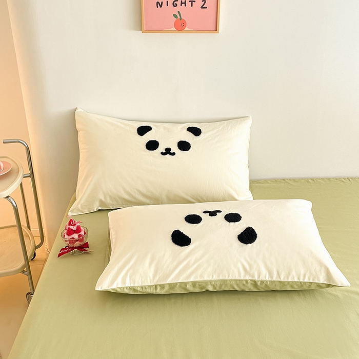 91家纺网 家纺一手货源 找家纺 琪格格纺织 2026新款卡通13372全棉纯棉毛巾绣四件套 熊猫爬树