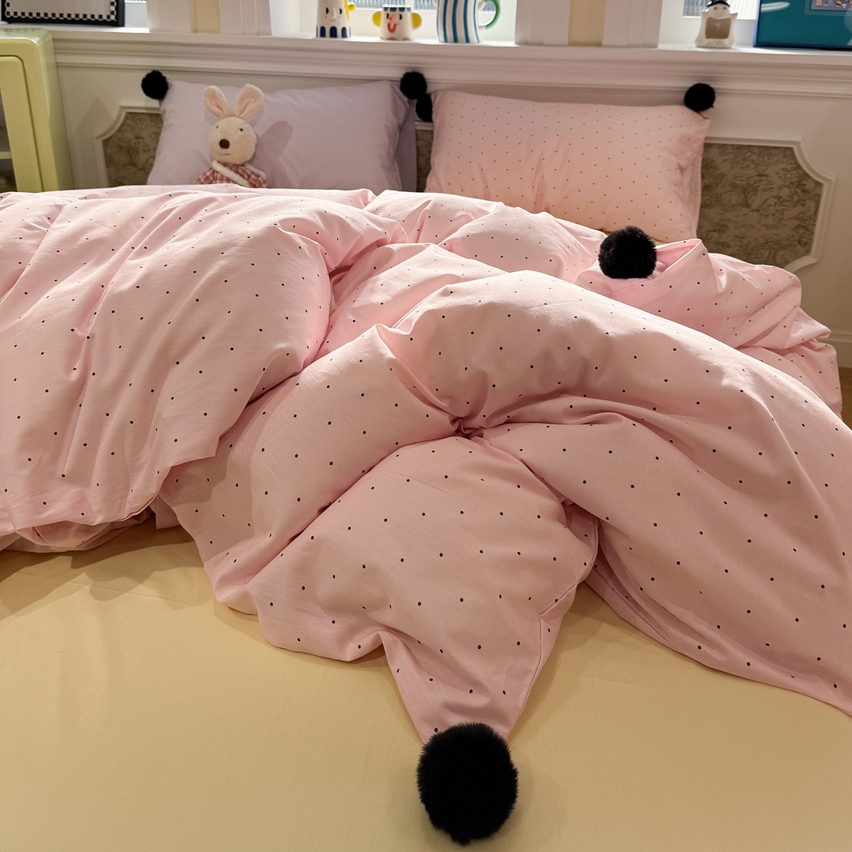 91家纺网 家纺一手货源 找家纺 慕尚家纺 2026新款全棉纯棉水洗带球工艺四件套 波点粉