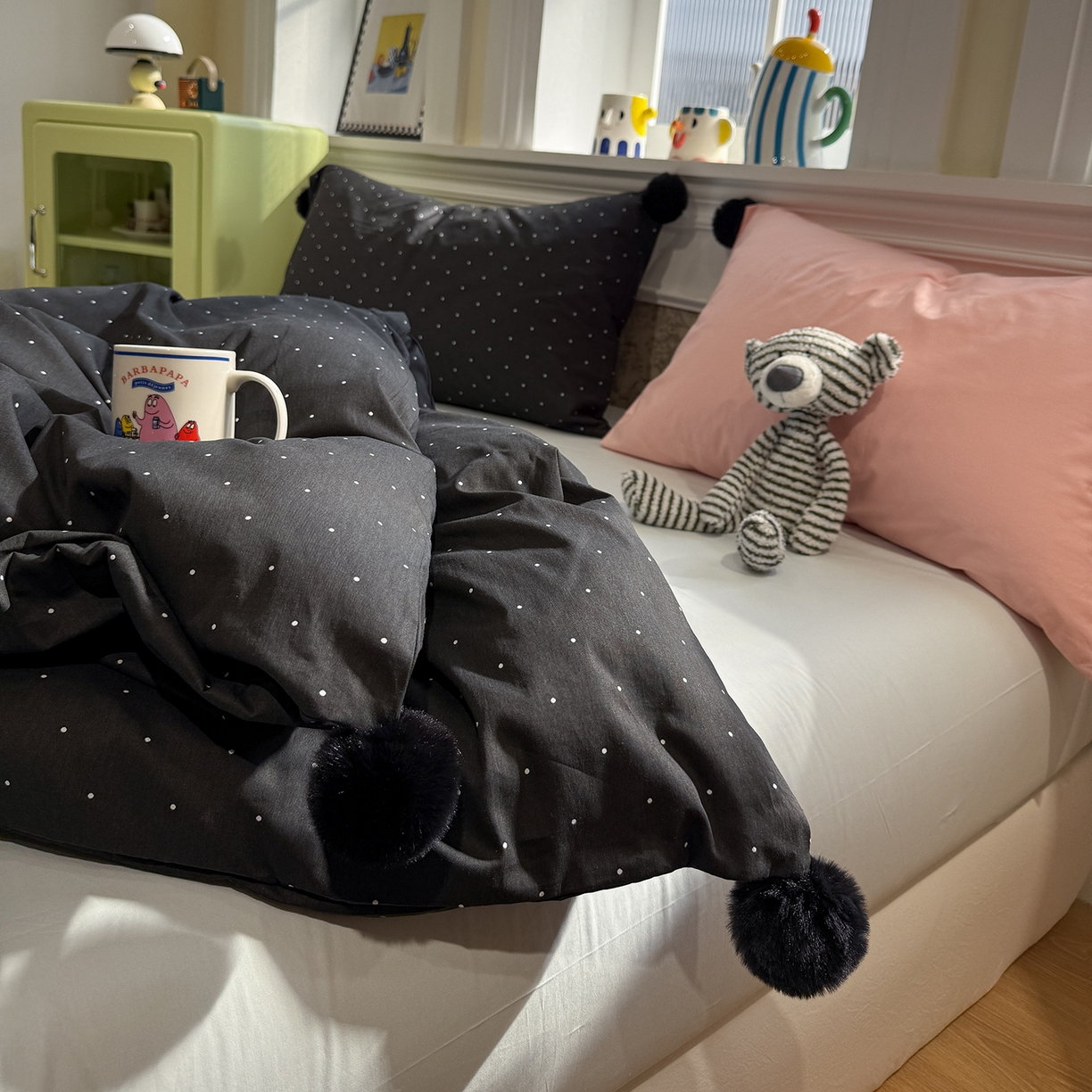 91家纺网 家纺一手货源 找家纺 慕尚家纺 2026新款全棉纯棉水洗带球工艺四件套 波点黑