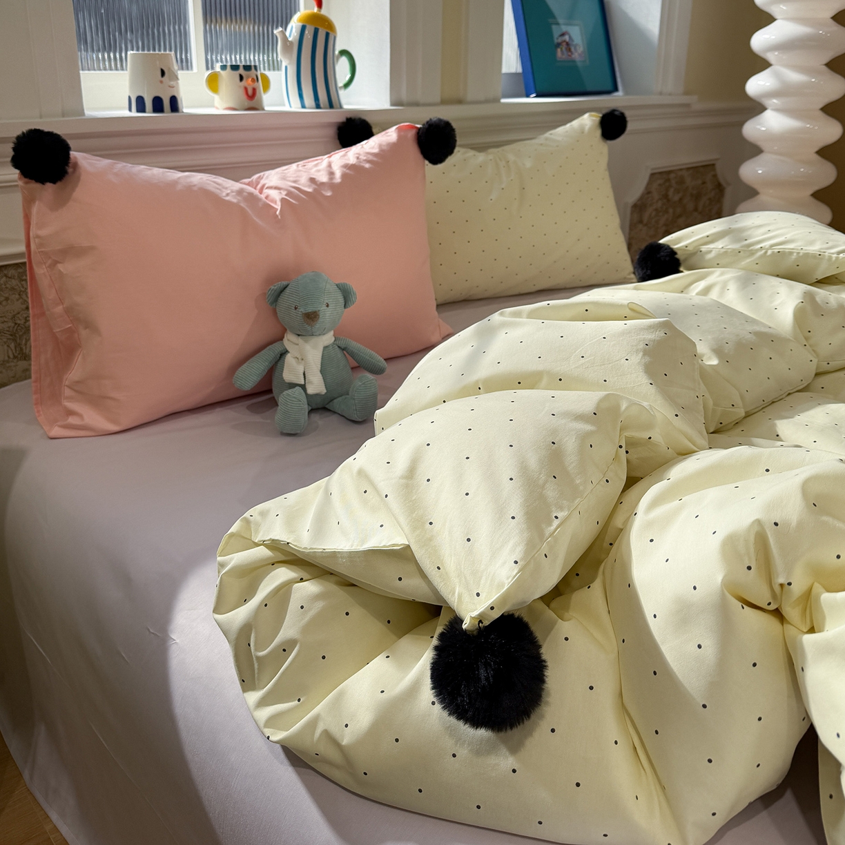 91家纺网 家纺一手货源 找家纺 慕尚家纺 2026新款全棉纯棉水洗带球工艺四件套 波点米白