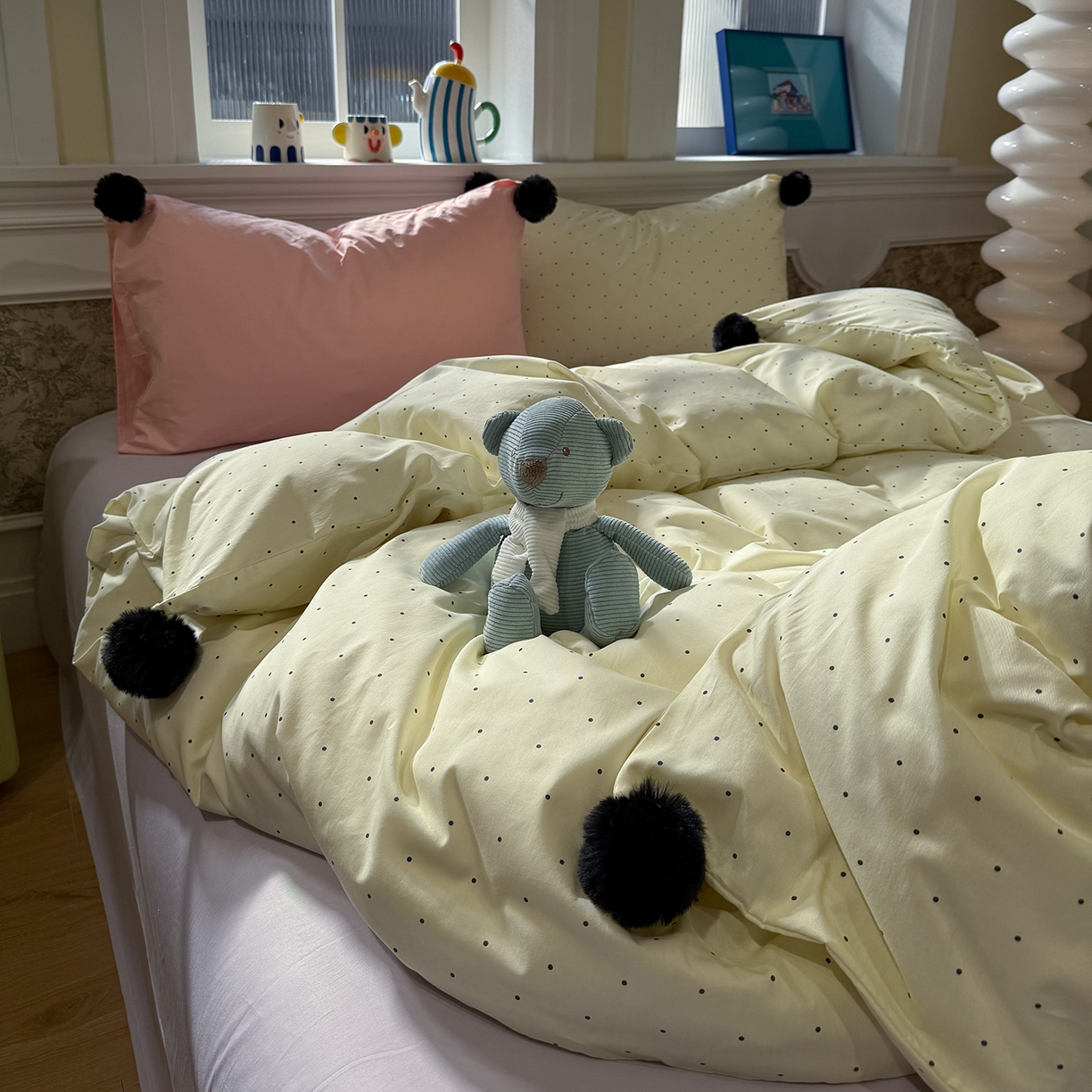 91家纺网 家纺一手货源 找家纺 慕尚家纺 2026新款全棉纯棉水洗带球工艺四件套 波点米白