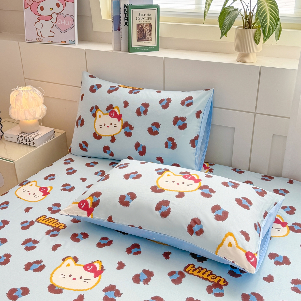 91家纺网 家纺一手货源 找家纺 博雅 2026新款全棉纯棉小卡通印花单床笠床笠单件 豹纹小猫-蓝