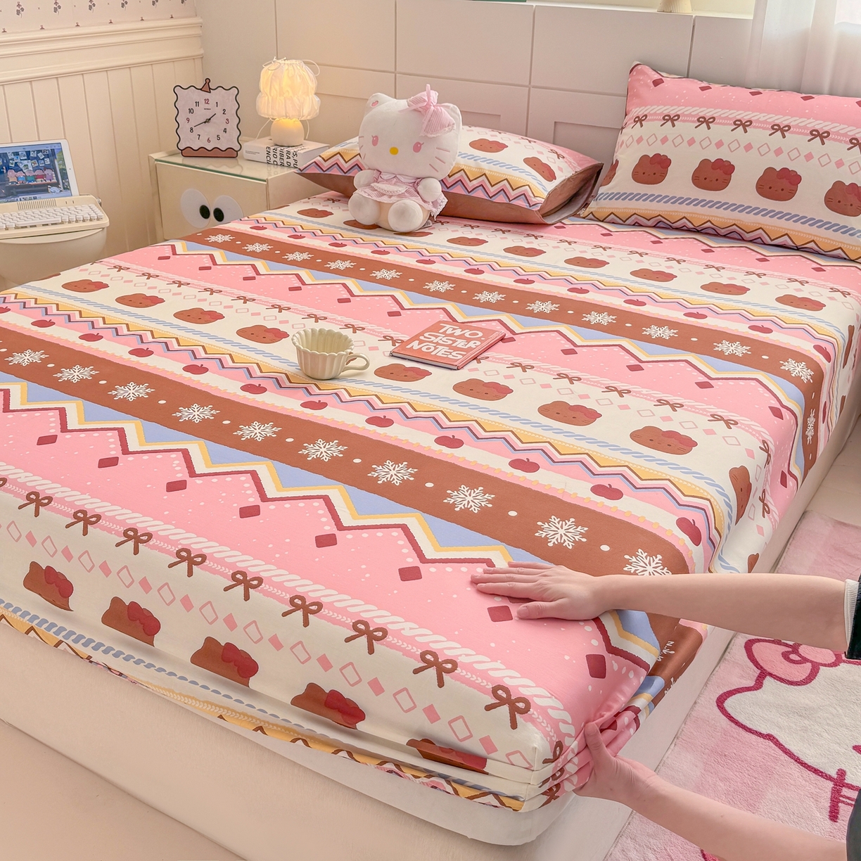 91家纺网 家纺一手货源 找家纺 博雅 2026新款全棉纯棉小卡通印花单床笠床笠单件 圣诞苹果猫