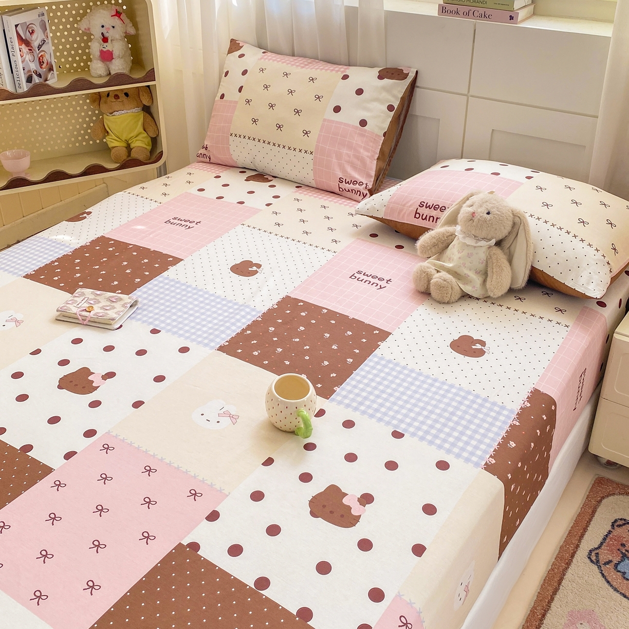 91家纺网 家纺一手货源 找家纺 博雅 2026新款全棉纯棉小卡通印花单床笠床笠单件 小版-咖格蝴蝶结喵