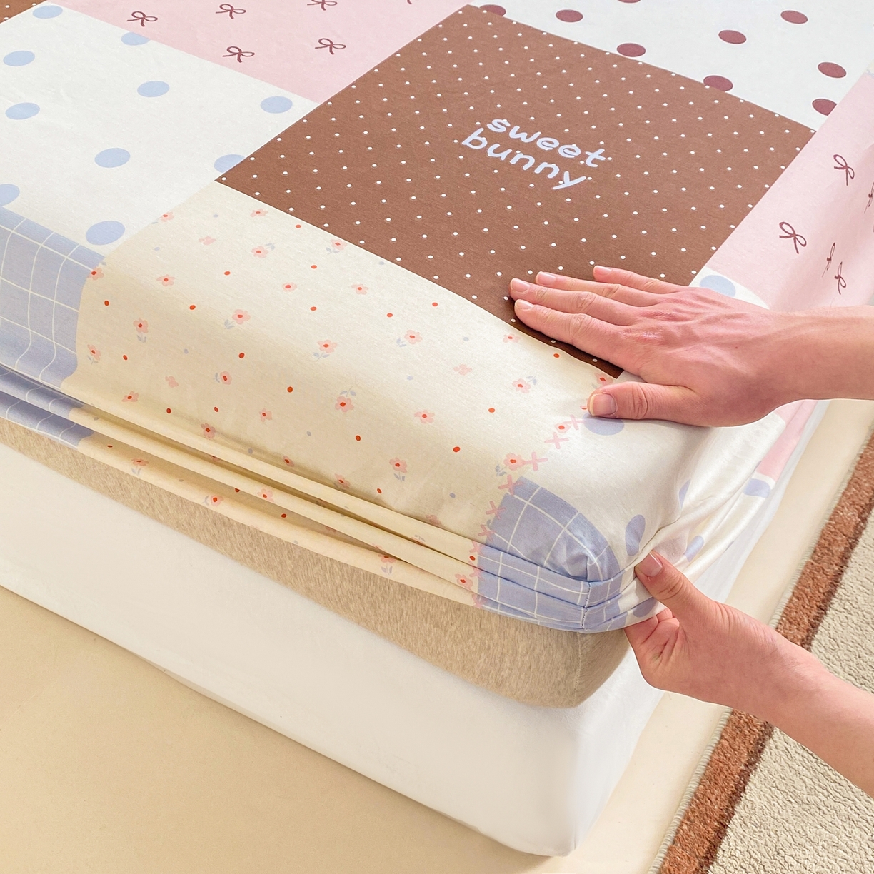 91家纺网 家纺一手货源 找家纺 博雅 2026新款全棉纯棉小卡通印花单床笠床笠单件 小版-咖格蝴蝶结喵