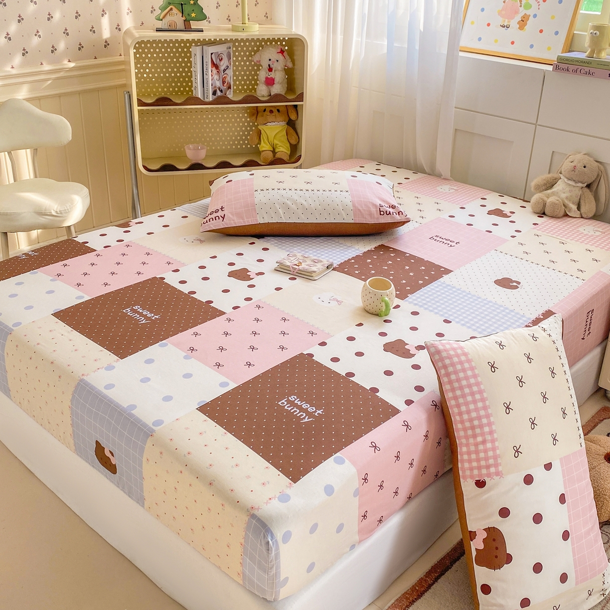 91家纺网 家纺一手货源 找家纺 博雅 2026新款全棉纯棉小卡通印花单床笠床笠单件 小版-咖格蝴蝶结喵