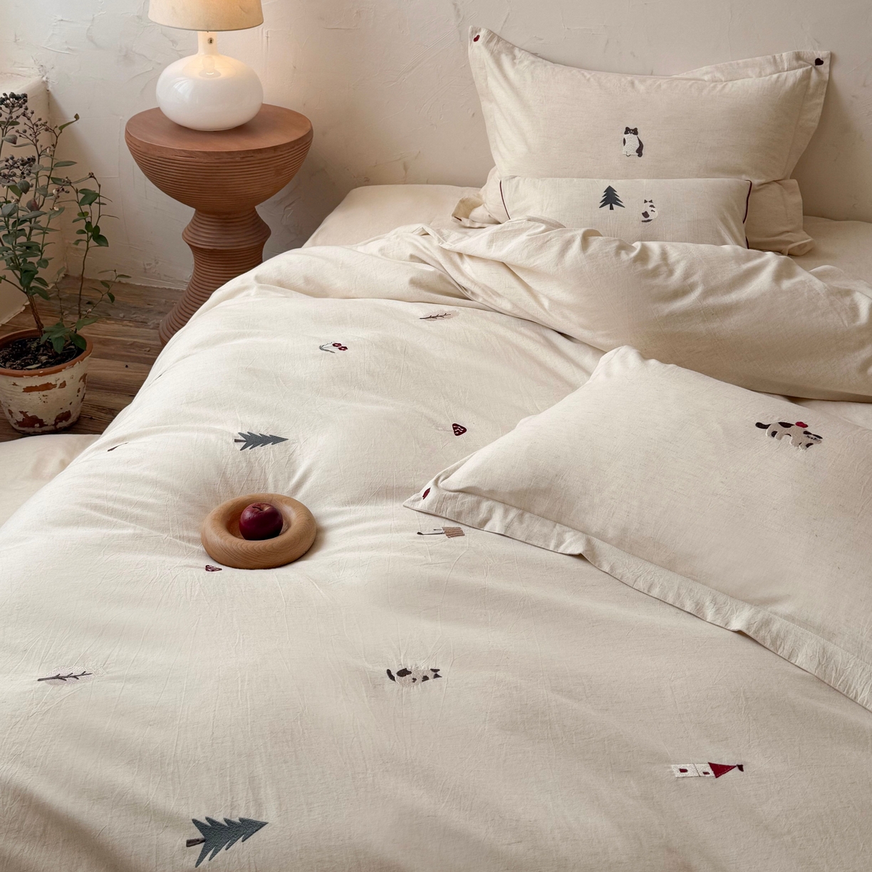 91家纺网 家纺一手货源 找家纺 （总）鹿班家居 2026新款简约色织棉麻刺绣四件套-漫记森林（标准会员-20元）