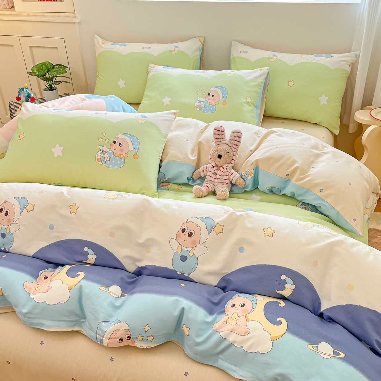 91家纺网 家纺一手货源 找家纺 博雅 2026新款全棉纯棉小卡通印花四件套 小版-魔法棒星星人