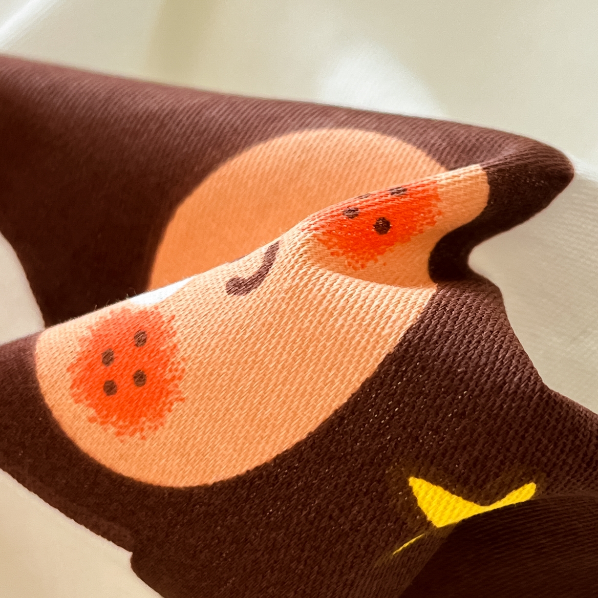 91家纺网 家纺一手货源 找家纺 博雅 2026新款全棉纯棉小卡通印花四件套 小版-苹果彩带星星人