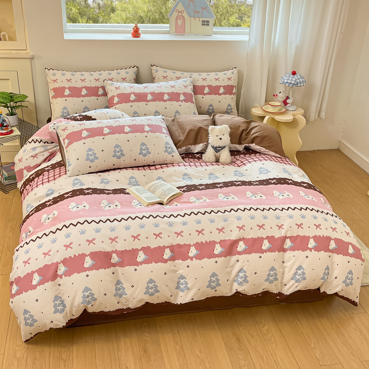 91家纺网 家纺一手货源 找家纺 博雅 2026新款全棉纯棉小卡通印花四件套 小版-雪地小狗-粉