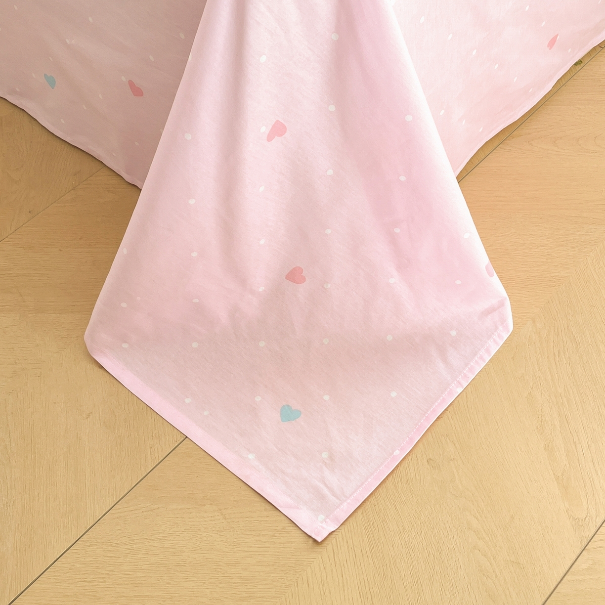 91家纺网 家纺一手货源 找家纺 博雅 2026新款三丽鸥全棉纯棉小版印花四件套 爱心点点kt