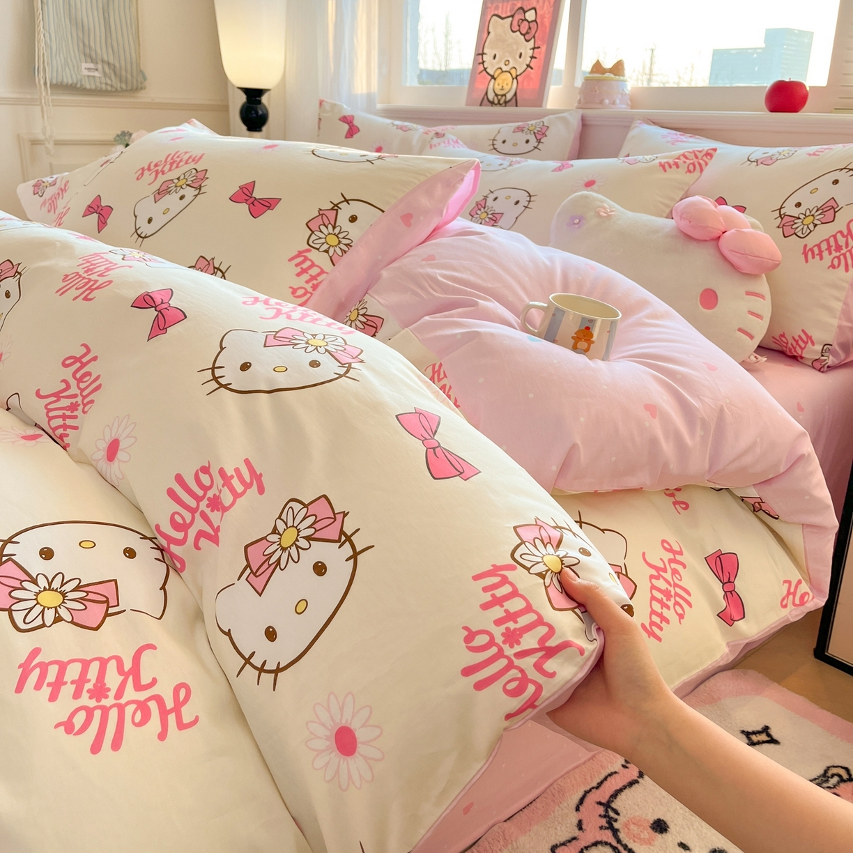 91家纺网 家纺一手货源 找家纺 博雅 2026新款三丽鸥全棉纯棉小版印花四件套 雏菊kt