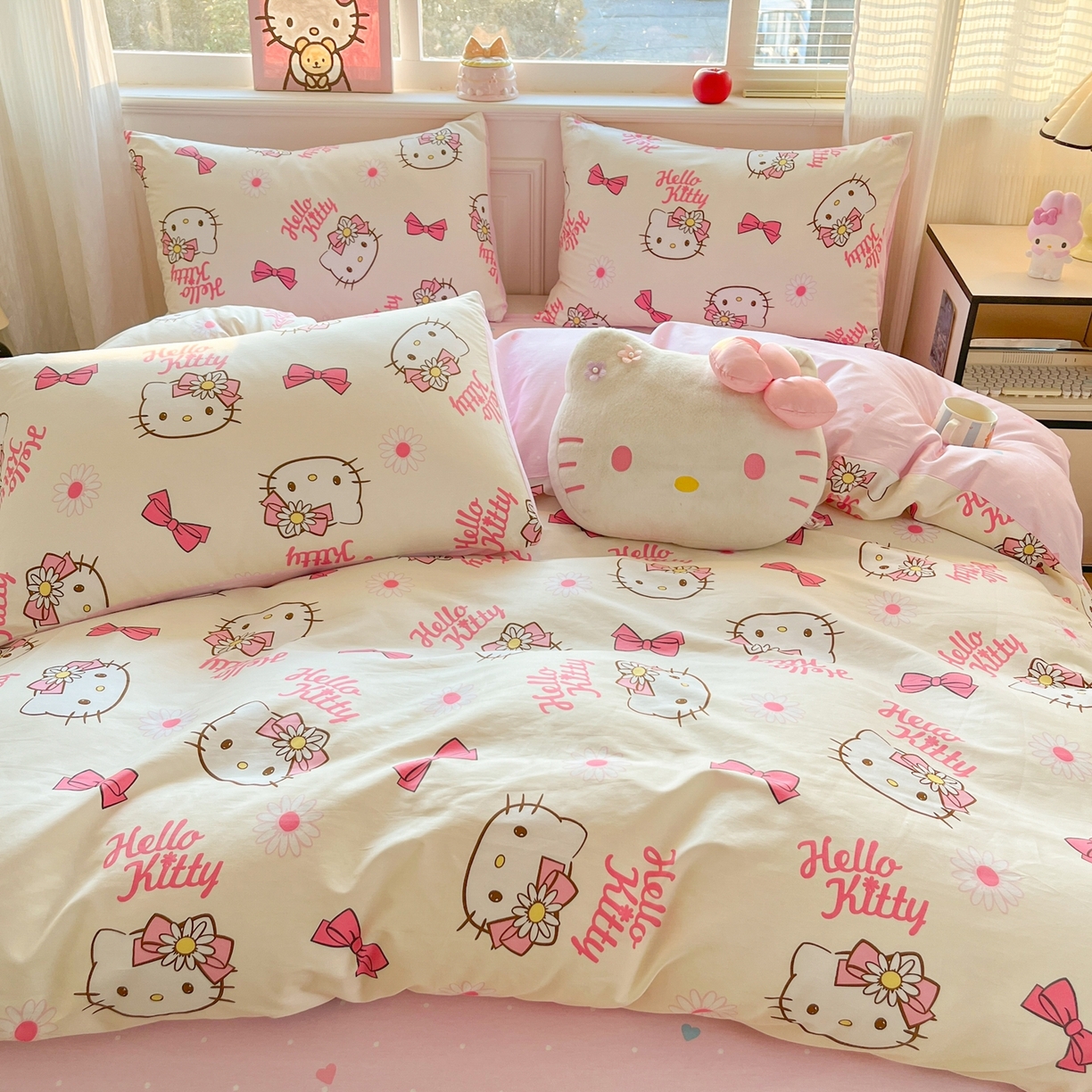 91家纺网 家纺一手货源 找家纺 博雅 2026新款三丽鸥全棉纯棉小版印花四件套 雏菊kt