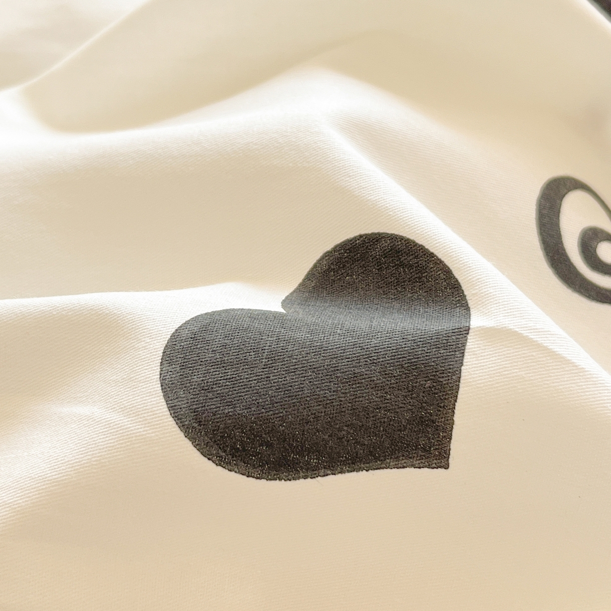 91家纺网 家纺一手货源 找家纺 博雅 2026新款三丽鸥全棉纯棉小版印花四件套 奶白kt