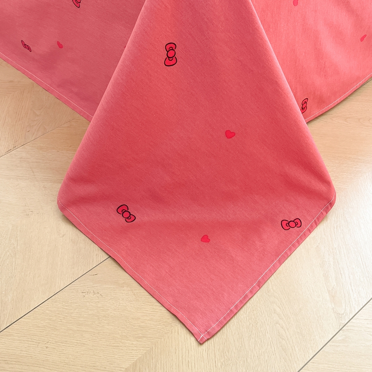 91家纺网 家纺一手货源 找家纺 博雅 2026新款三丽鸥全棉纯棉小版印花四件套 奶白kt