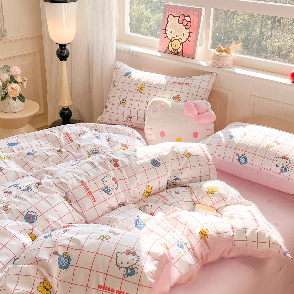 91家纺网 家纺一手货源 找家纺 博雅 2026新款三丽鸥全棉纯棉小版印花四件套 甜粉格纹kt