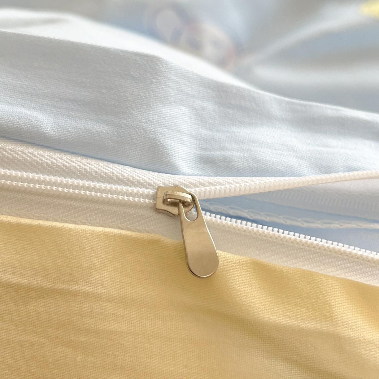 91家纺网 家纺一手货源 找家纺 博雅 2026新款三丽鸥全棉纯棉小版印花四件套 甜心玉桂狗