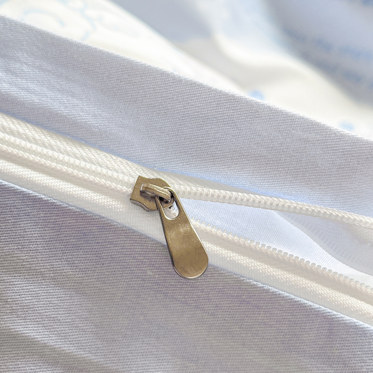 91家纺网 家纺一手货源 找家纺 博雅 2026新款三丽鸥全棉纯棉小版印花四件套 晚安玉桂狗