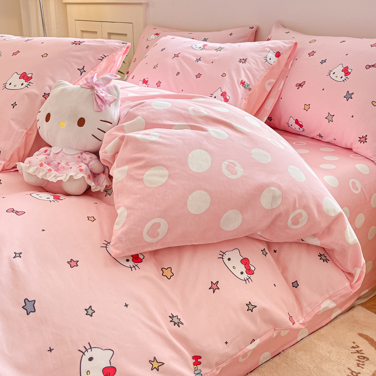 91家纺网 家纺一手货源 找家纺 博雅 2026新款三丽鸥全棉纯棉小版印花四件套 小版-彩色星星KT