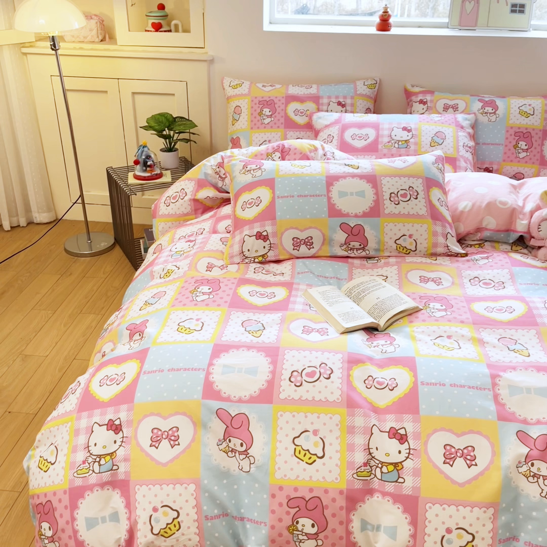 91家纺网 家纺一手货源 找家纺 博雅 2026新款三丽鸥全棉纯棉小版印花四件套 小版-甜品格美乐蒂KT