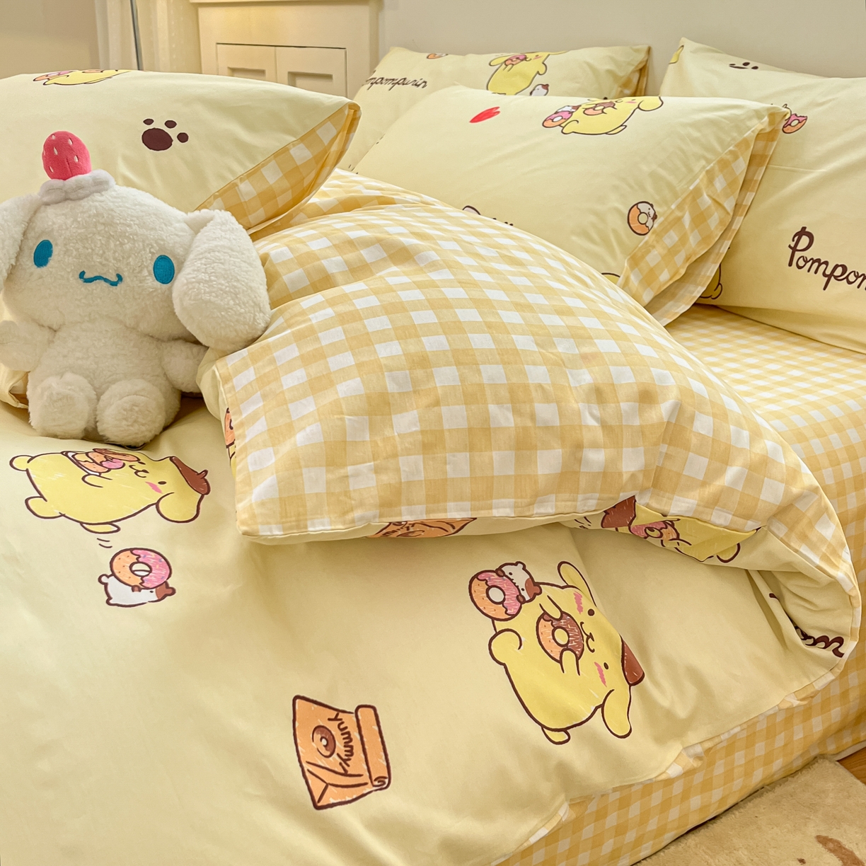 91家纺网 家纺一手货源 找家纺 博雅 2026新款三丽鸥全棉纯棉小版印花四件套 小版-甜甜圈布丁狗