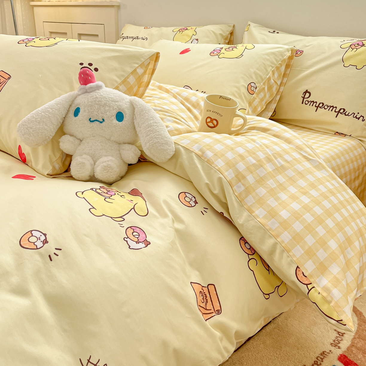 91家纺网 家纺一手货源 找家纺 博雅 2026新款三丽鸥全棉纯棉小版印花四件套 小版-甜甜圈布丁狗