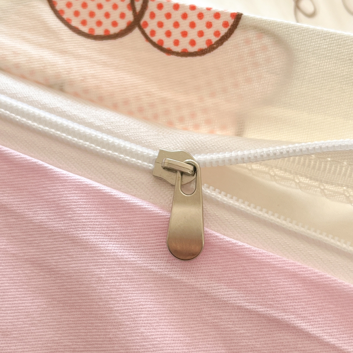 91家纺网 家纺一手货源 找家纺 博雅 2026新款三丽鸥全棉纯棉小版印花四件套 幸福kt