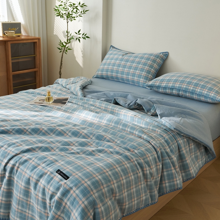 91家纺网 家纺一手货源 找家纺 暖阳 2026新款无印风色织全棉贝壳绣棉花夏被夏凉被空调被 贝壳海军格蓝