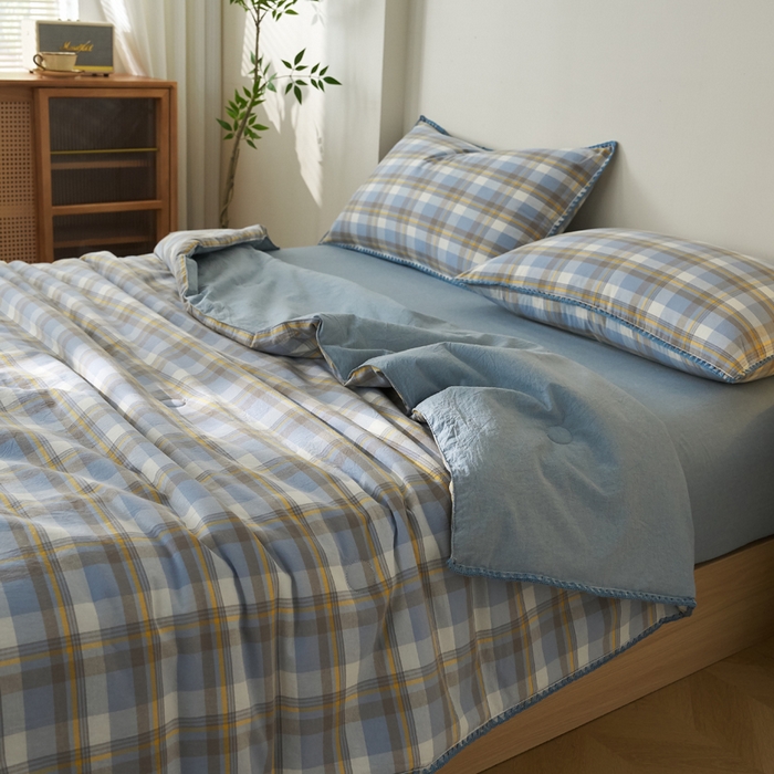 91家纺网 家纺一手货源 找家纺 暖阳 2026新款无印风色织全棉贝壳绣棉花夏被夏凉被空调被 贝壳简蓝格