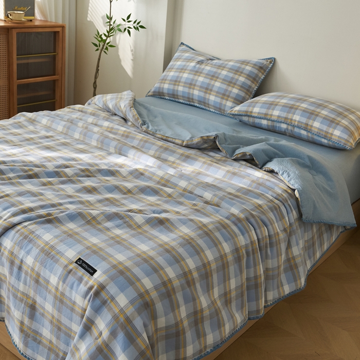 91家纺网 家纺一手货源 找家纺 暖阳 2026新款无印风色织全棉贝壳绣棉花夏被夏凉被空调被 贝壳简蓝格