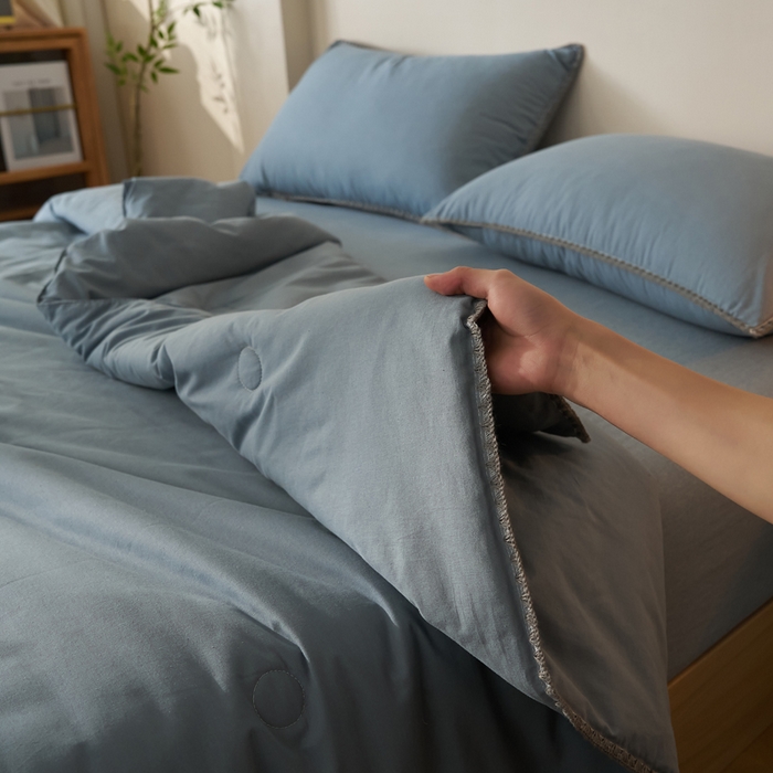 91家纺网 家纺一手货源 找家纺 暖阳 2026新款无印风色织全棉贝壳绣棉花夏被夏凉被空调被 贝壳蓝