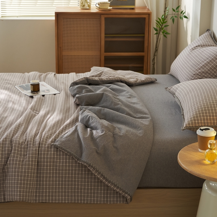 91家纺网 家纺一手货源 找家纺 暖阳 2026新款无印风色织全棉贝壳绣棉花夏被夏凉被空调被 贝壳诺咖小格