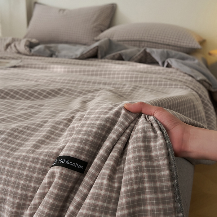 91家纺网 家纺一手货源 找家纺 暖阳 2026新款无印风色织全棉贝壳绣棉花夏被夏凉被空调被 贝壳诺咖小格