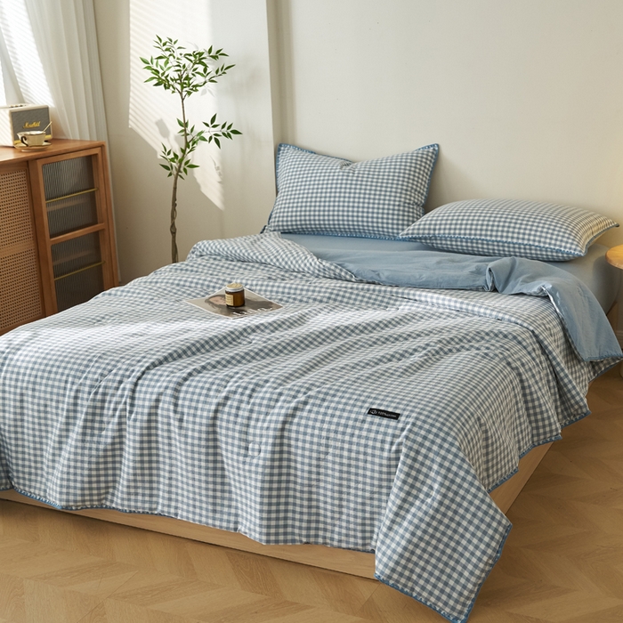 91家纺网 家纺一手货源 找家纺 暖阳 2026新款无印风色织全棉贝壳绣棉花夏被夏凉被空调被 贝壳青年格蓝