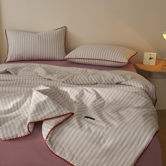 91家纺网 家纺一手货源 找家纺 暖阳 2026新款无印风色织全棉贝壳绣棉花夏被夏凉被空调被 贝壳海盐紫