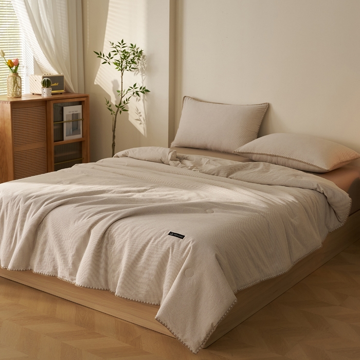 91家纺网 家纺一手货源 找家纺 暖阳 2026新款无印风色织全棉贝壳绣棉花夏被夏凉被空调被 贝壳可可咖