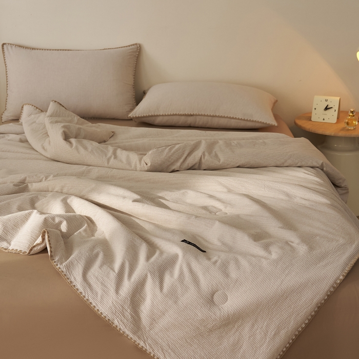 91家纺网 家纺一手货源 找家纺 暖阳 2026新款无印风色织全棉贝壳绣棉花夏被夏凉被空调被 贝壳可可咖