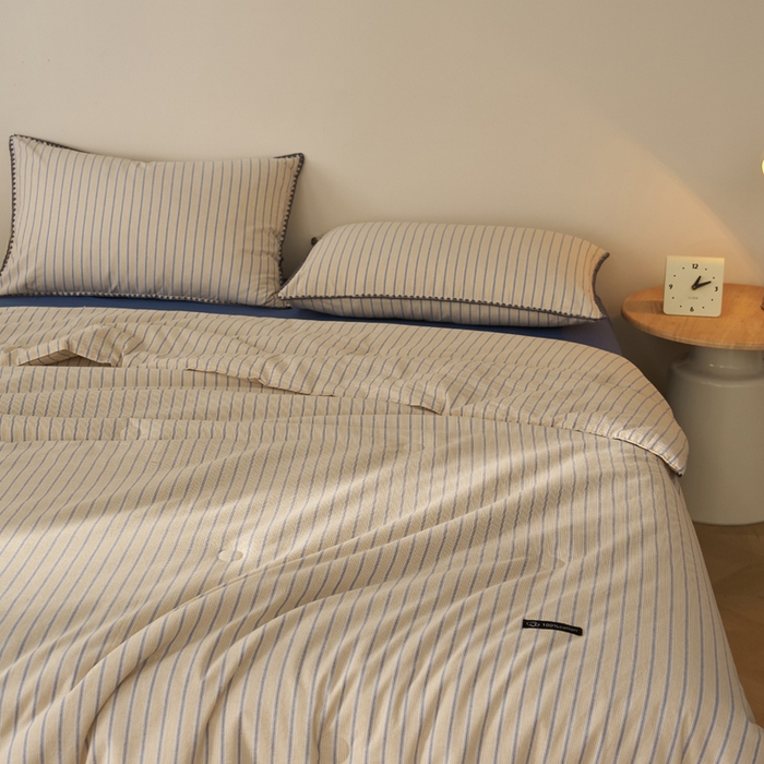 91家纺网 家纺一手货源 找家纺 暖阳 2026新款无印风色织全棉贝壳绣棉花夏被夏凉被空调被 贝壳铃蓝