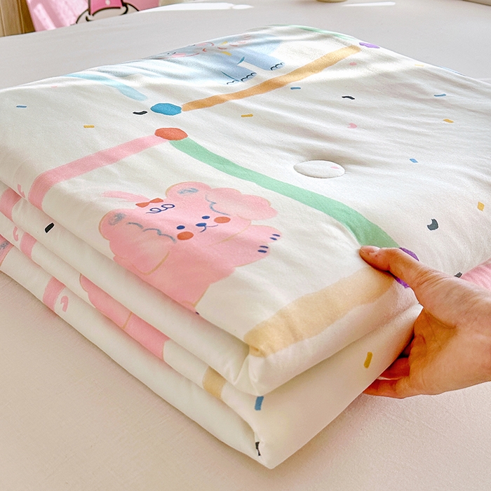 91家纺网 家纺一手货源 找家纺 丫丫家纺 2026新款A类针织棉嘟嘟被夏被春秋被空调被儿童学生被子被芯 艾利小象