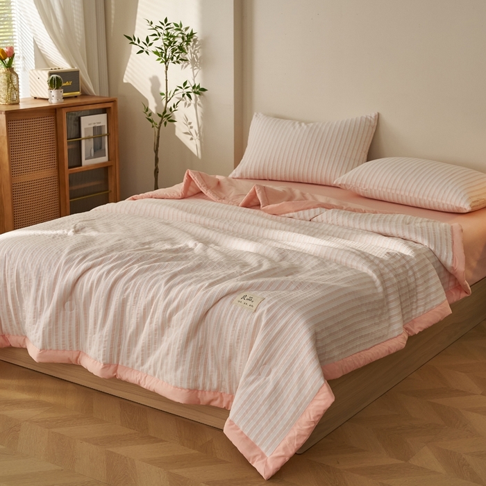 91家纺网 家纺一手货源 找家纺 暖阳 2026新款全棉色织提花良品系列棉花夏被夏凉被空调被 良品-条纹粉