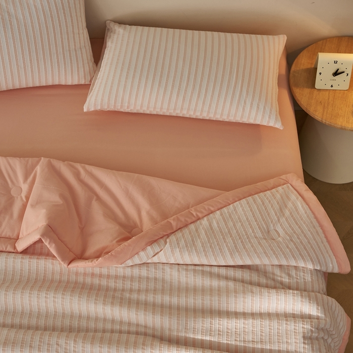 91家纺网 家纺一手货源 找家纺 暖阳 2026新款全棉色织提花良品系列棉花夏被夏凉被空调被 良品-条纹粉