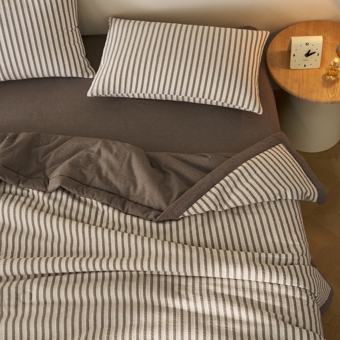 91家纺网 家纺一手货源 找家纺 暖阳 2026新款全棉色织提花良品系列棉花夏被夏凉被空调被 良品-条纹灰