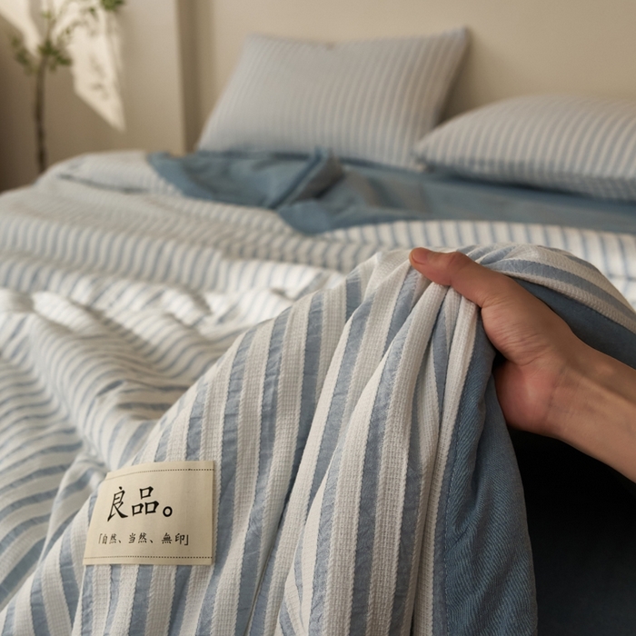 91家纺网 家纺一手货源 找家纺 暖阳 2026新款全棉色织提花良品系列棉花夏被夏凉被空调被 良品-条纹蓝
